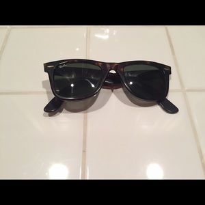 Original Ray- Ban wayfarer sunglasses