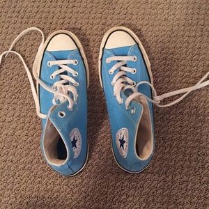 Sky Blue Converse Allstar High-Top sneakers