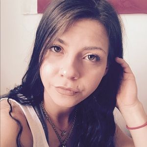 Meet your Posher, Melisa