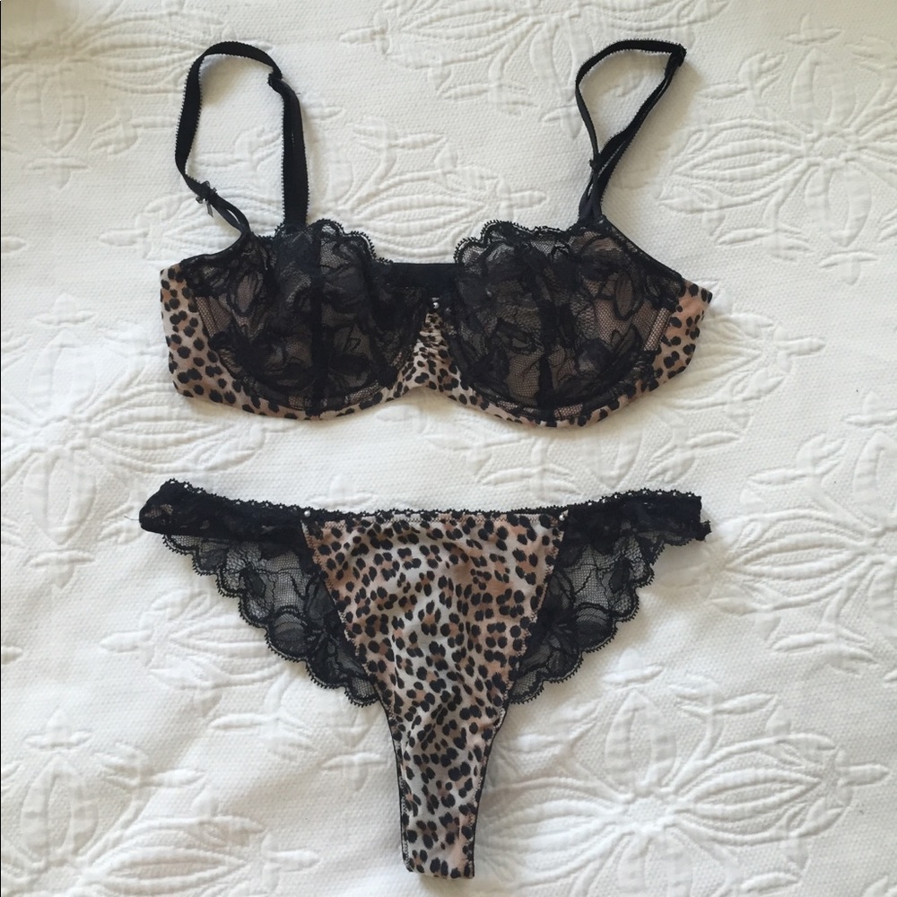 Victoria's Secret Unlined Cheetah Bra & Thong