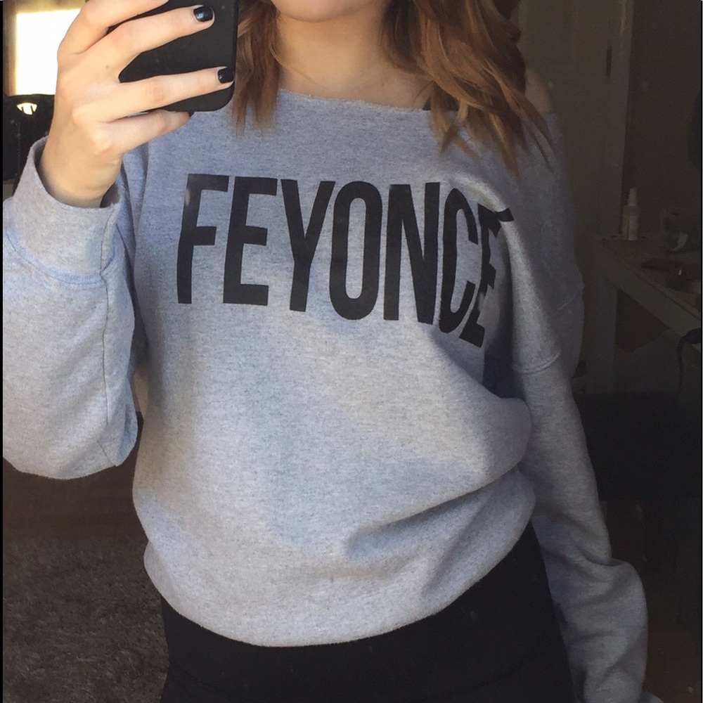 Feyonce Sweatshirt size M/L