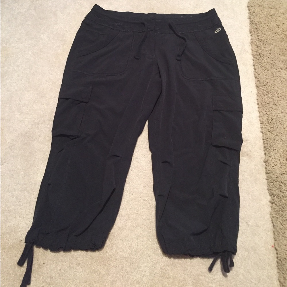 alo crop pants