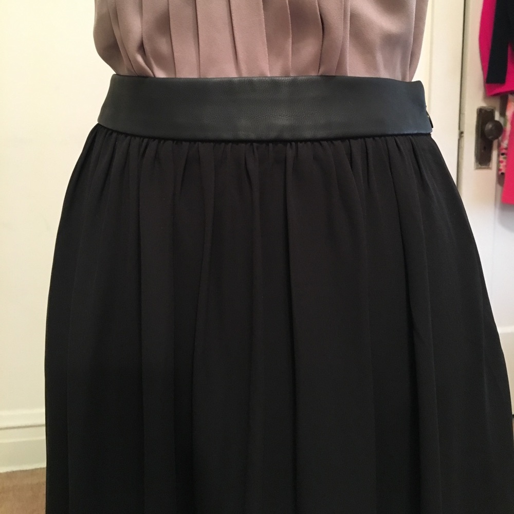 Express Black Skirt
