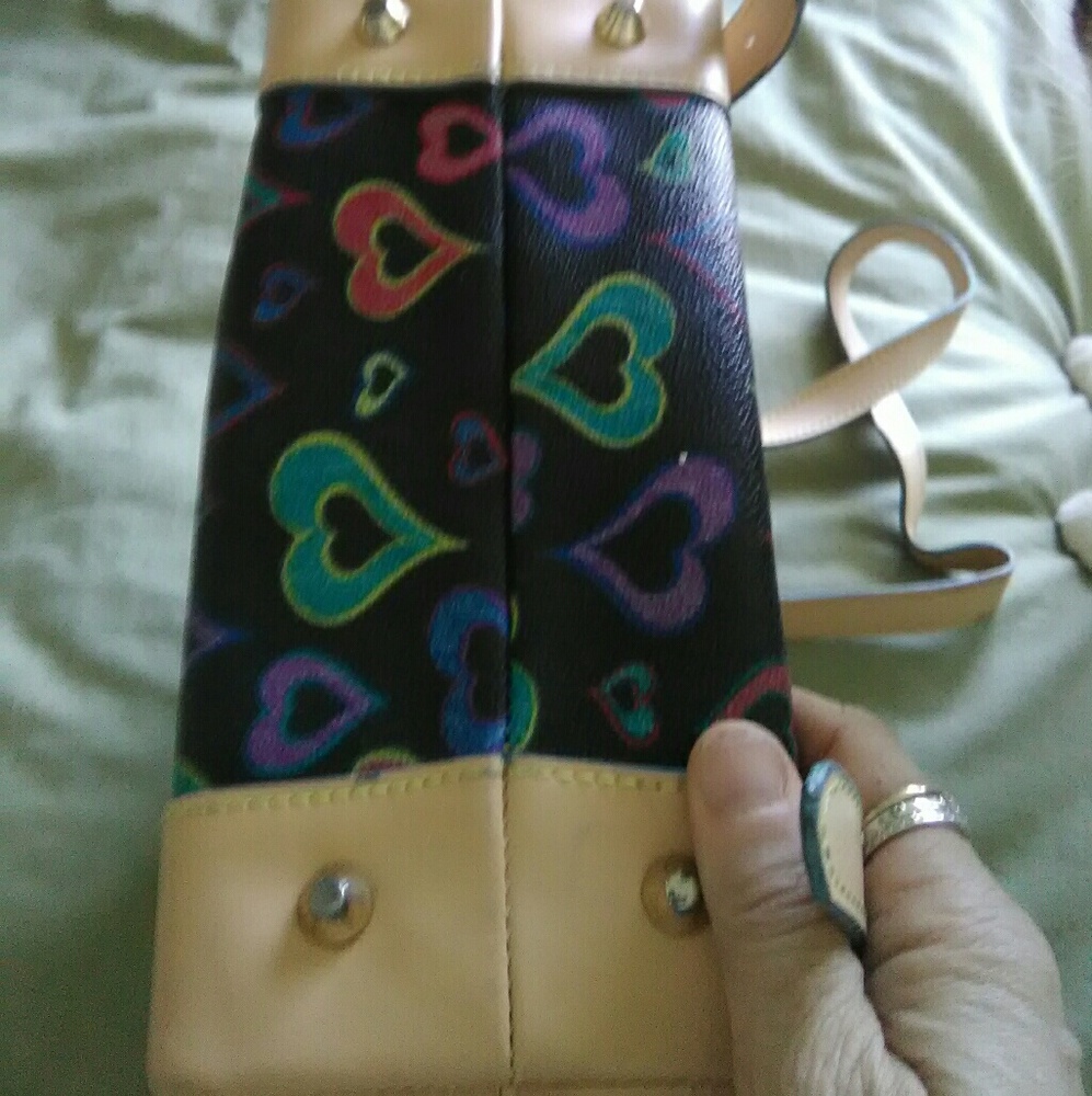 Purse/small backpack with hearts - Picture 5 of 8