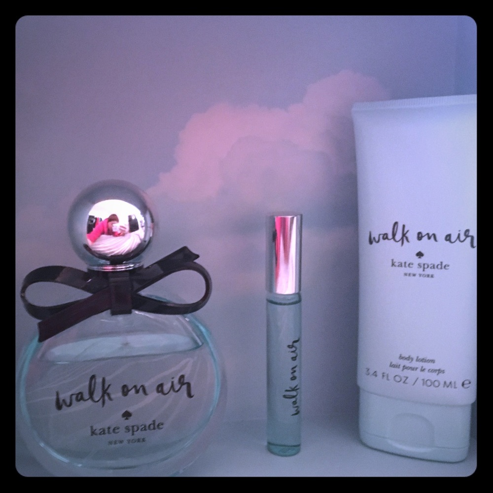 Kate Spades Walk on Air gift set