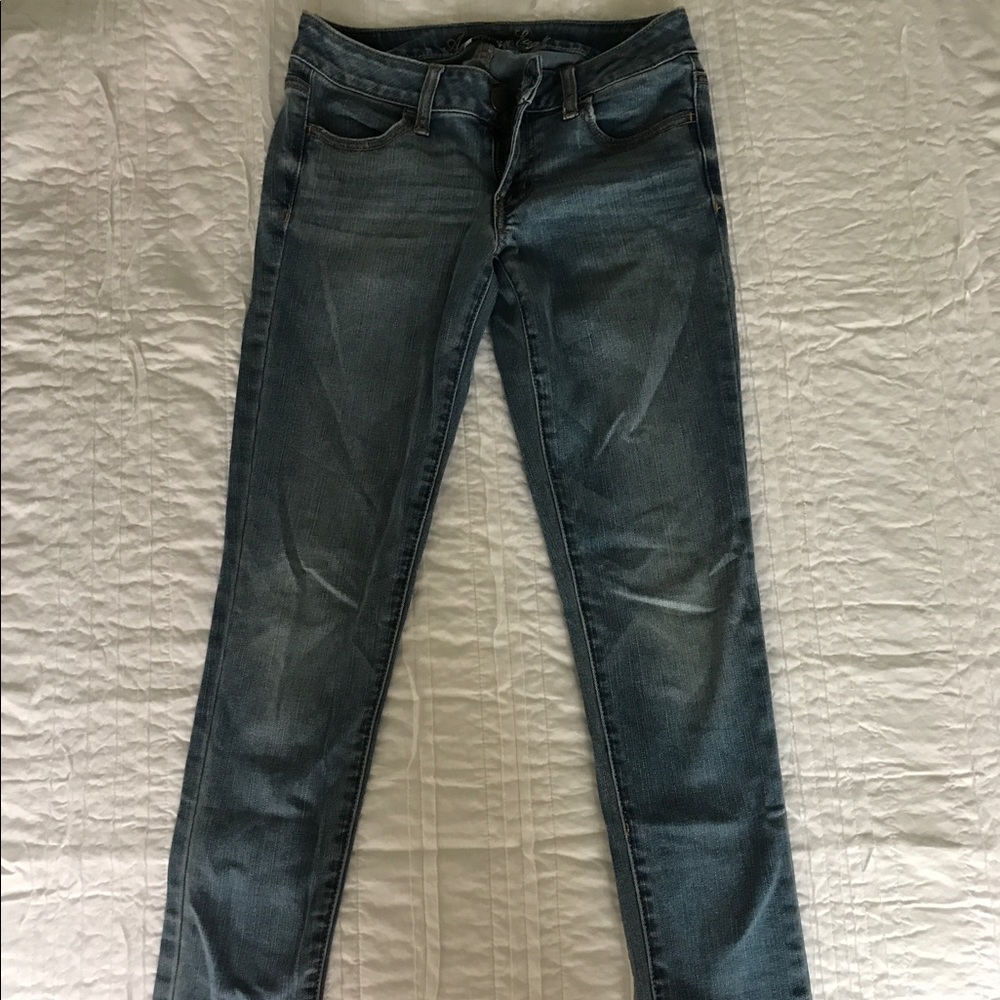 New AE light wash jeans