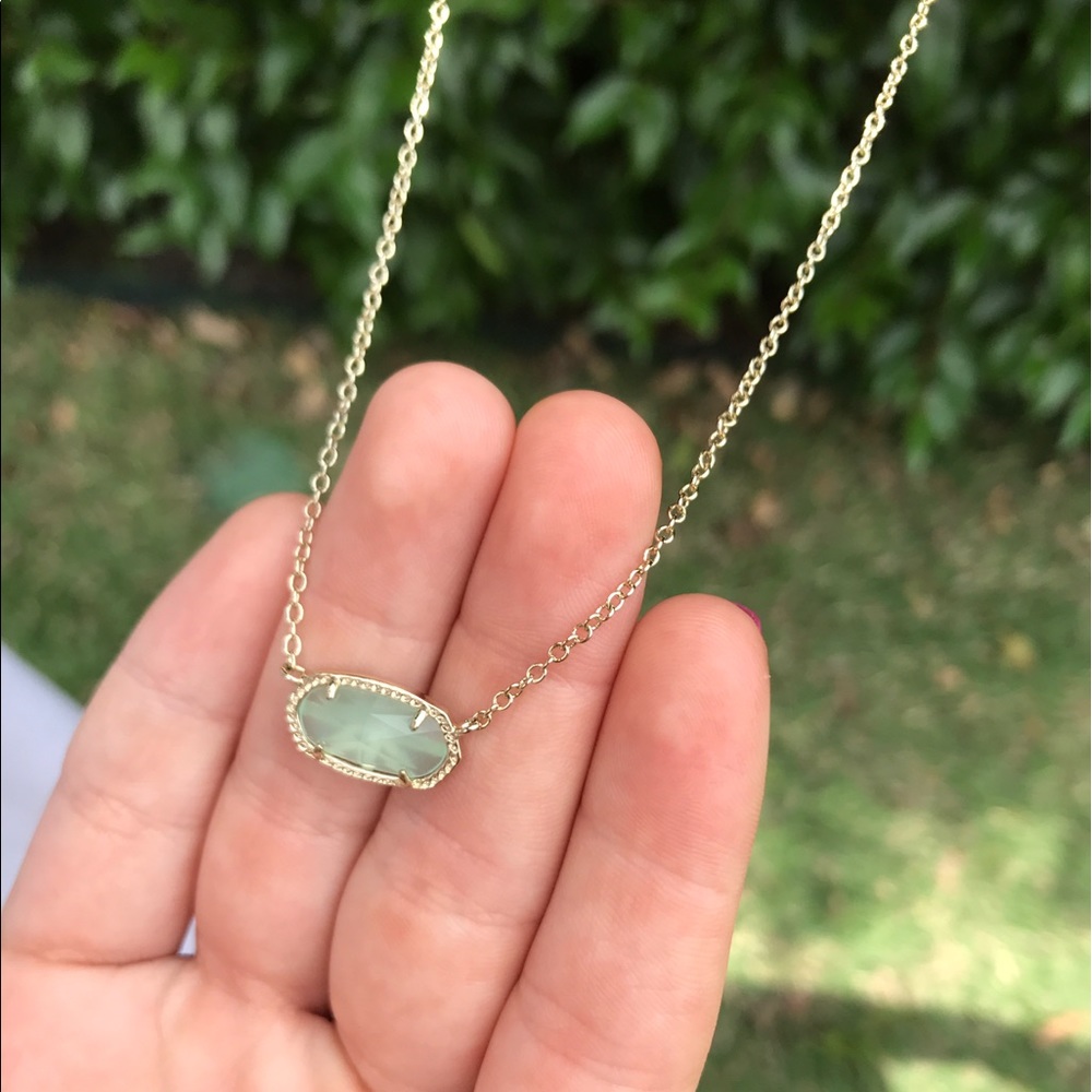 Kendra Scott Elisa Necklace in Peridot Illusion