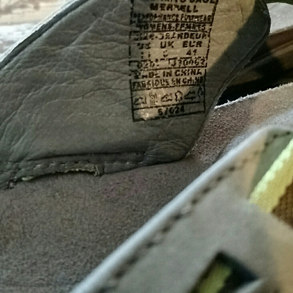 Merrell - Picture 3 of 4