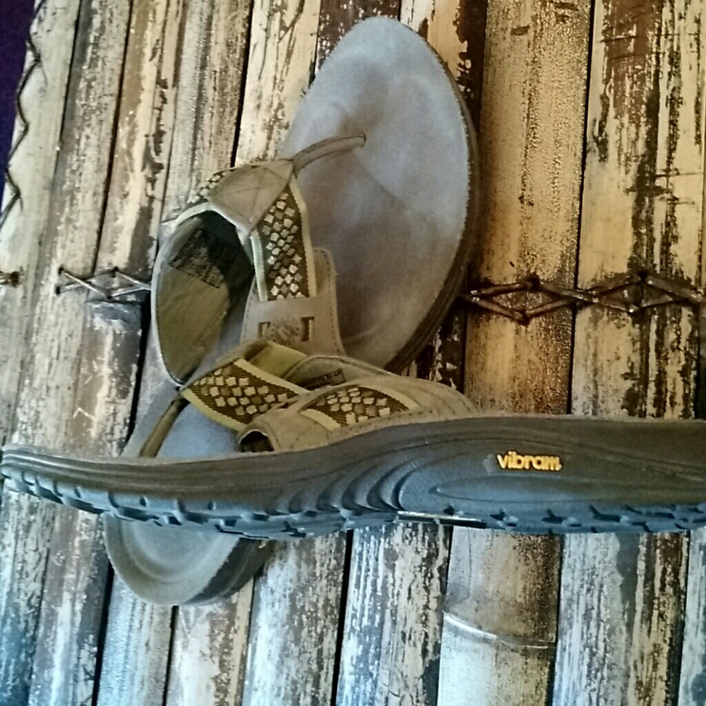 Merrell - Picture 4 of 4