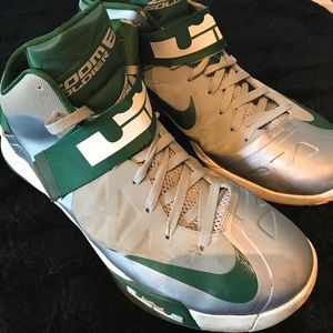 Nike Lebron Zoom Solider 6