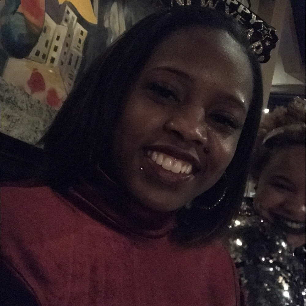 Meet your Posher, Ashlie