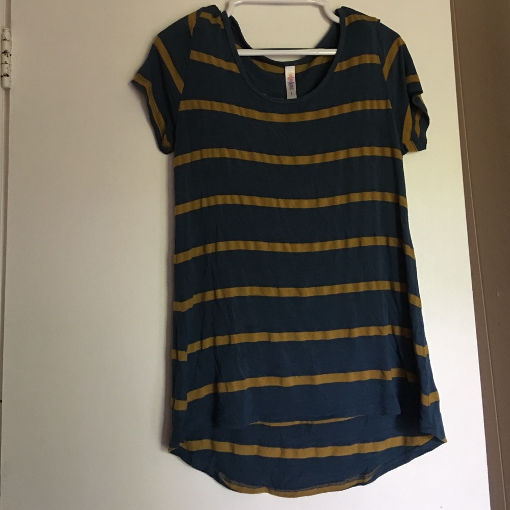 LuLaRoe Blue & Gold Top