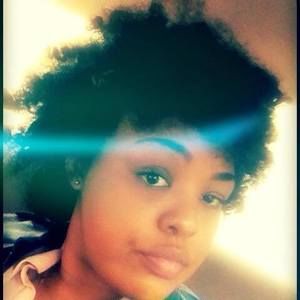 Meet your Posher, Lelia