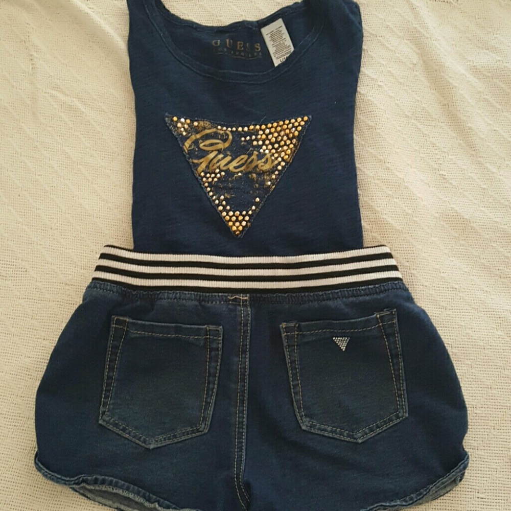 Girls guess t-shirt and jean shorts