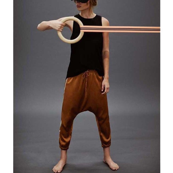 Olympia Activewear 100% silk Alix pant Navy/Ruby - Picture 7 of 8