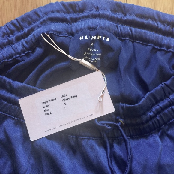 Olympia Activewear 100% silk Alix pant Navy/Ruby - Picture 8 of 8