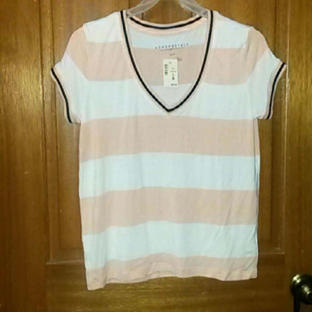 Women t-shirt size s aeropostal new