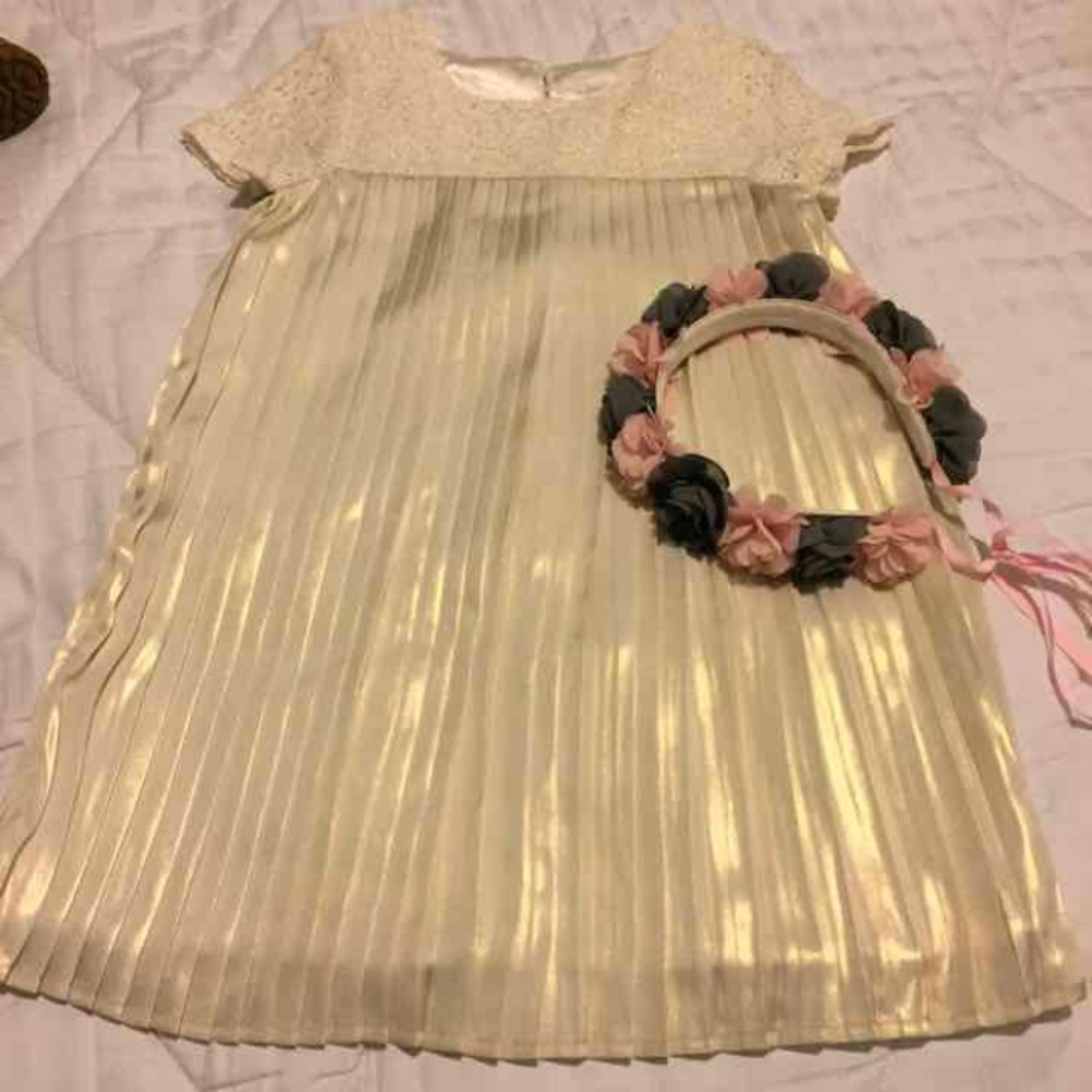 Girls dress SOLD!!!