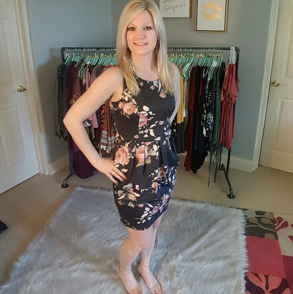 SUNDAY SALE In Bloom Dress - Picture 4 of 5