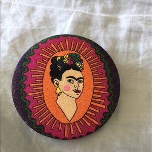 Frida kahlo hair clip