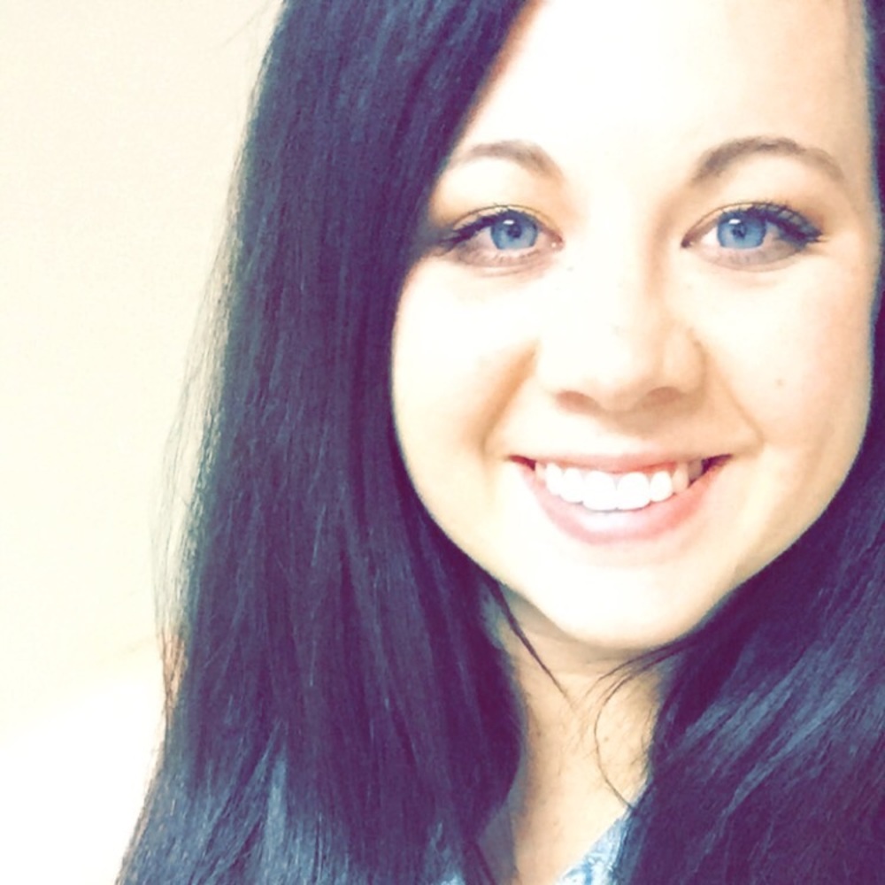 Meet your Poshers, Brittney & Jon!