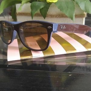 Ray-Ban New Wayfarer Navy/Brown RB2132