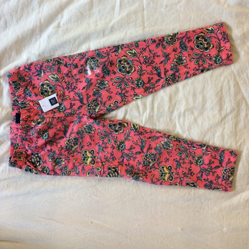New w/tags GAP kids girls floral leggings (S 6-7)