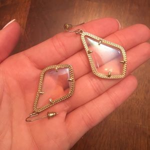Clear stone Kendra Scott drop earrings
