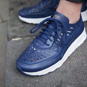 Nike Shoes - Navy Nike air max Thea Joli in size 7 Nike Shoes - Navy Nike air max Thea Joli in size 7