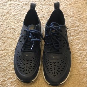 Nike Shoes - Navy Nike air max Thea Joli in size 7 Nike Shoes - Navy Nike air max Thea Joli in size 7