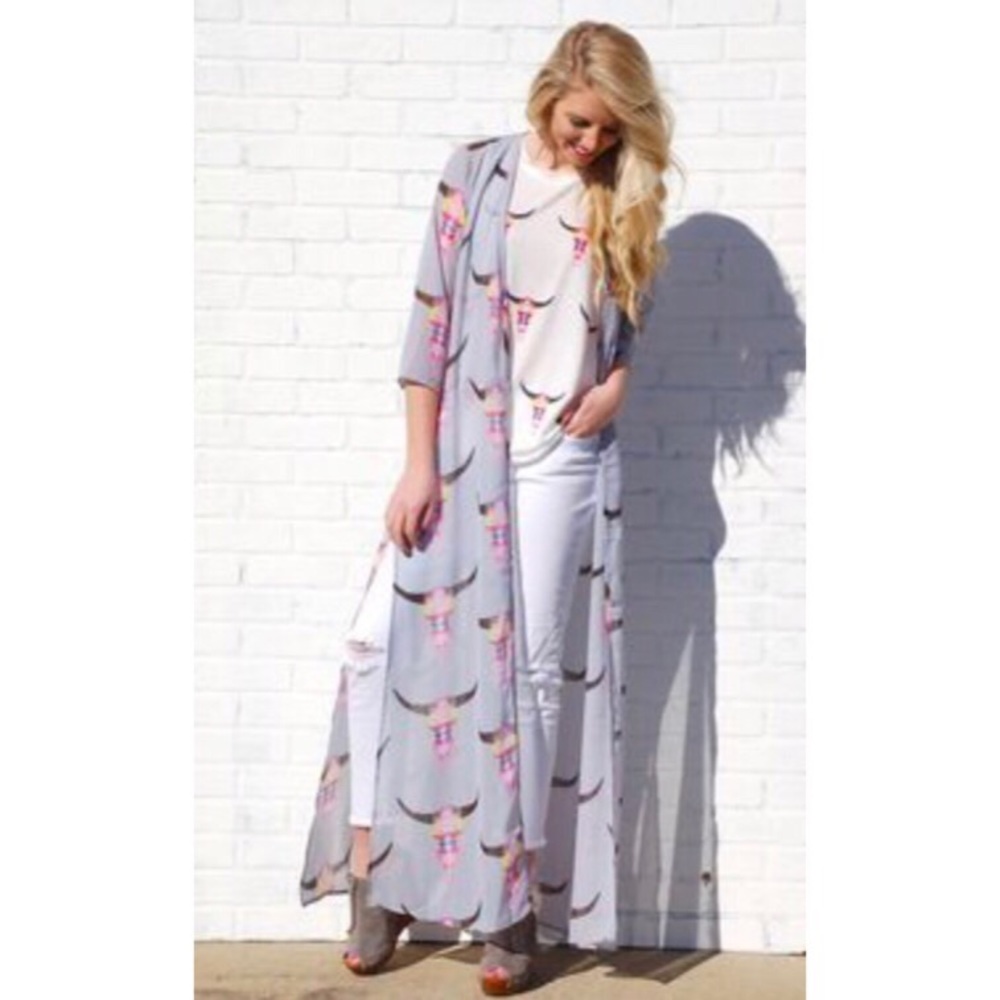 Show Me Your Mumu Lizzie bull print Kimono Size S