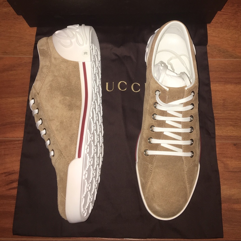 AITHENTIC Gucci camel women's sneakers