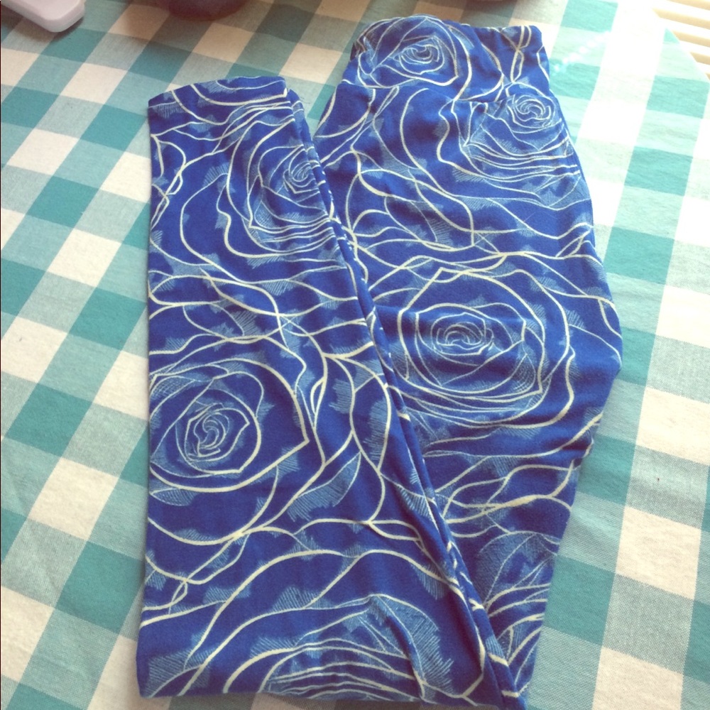 Lularoe OS leggings UNICORN 💙 blue roses print 🦄