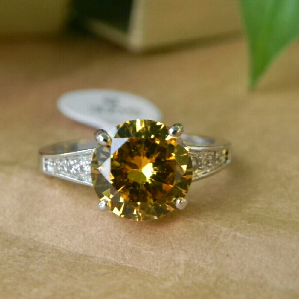 Citrine Brilliant Cut Ring