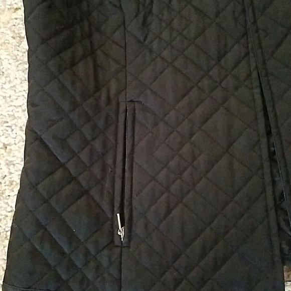 Aline Black Vest - Picture 3 of 4