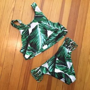 Leaf High Neck Bikini