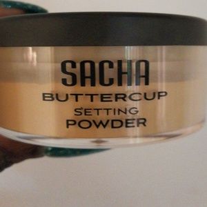 Sacha Buttercup setting powder