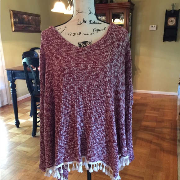 Vision Sweaters - ❤️ V-neck Fringe Sweater