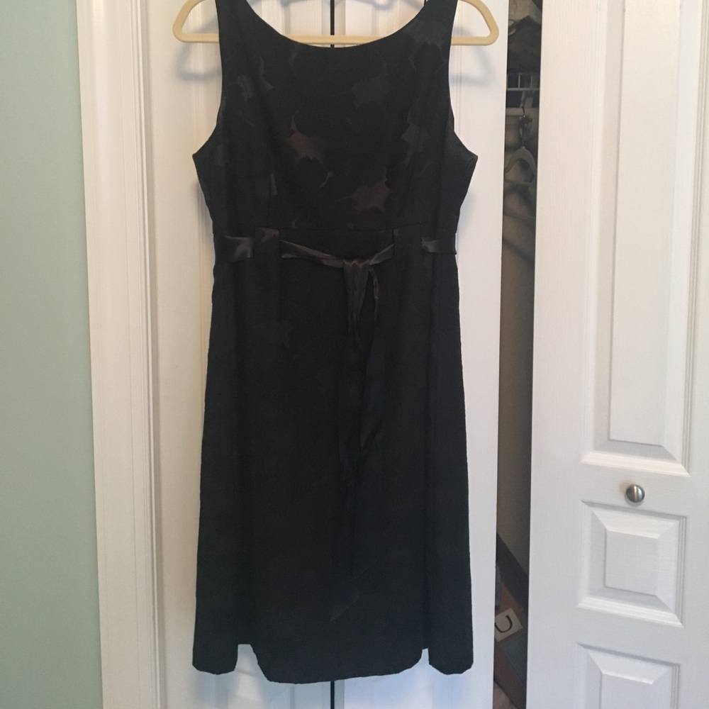 Jessica Howard shift dress. Size 12.