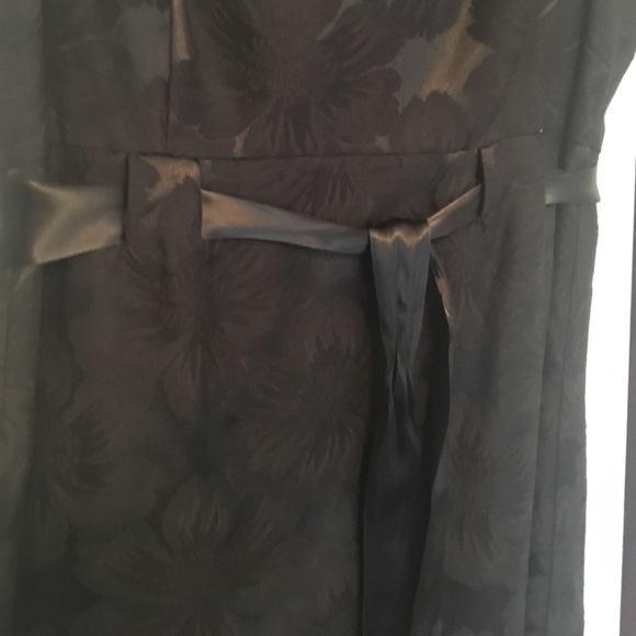 Jessica Howard shift dress. Size 12. - Picture 3 of 3