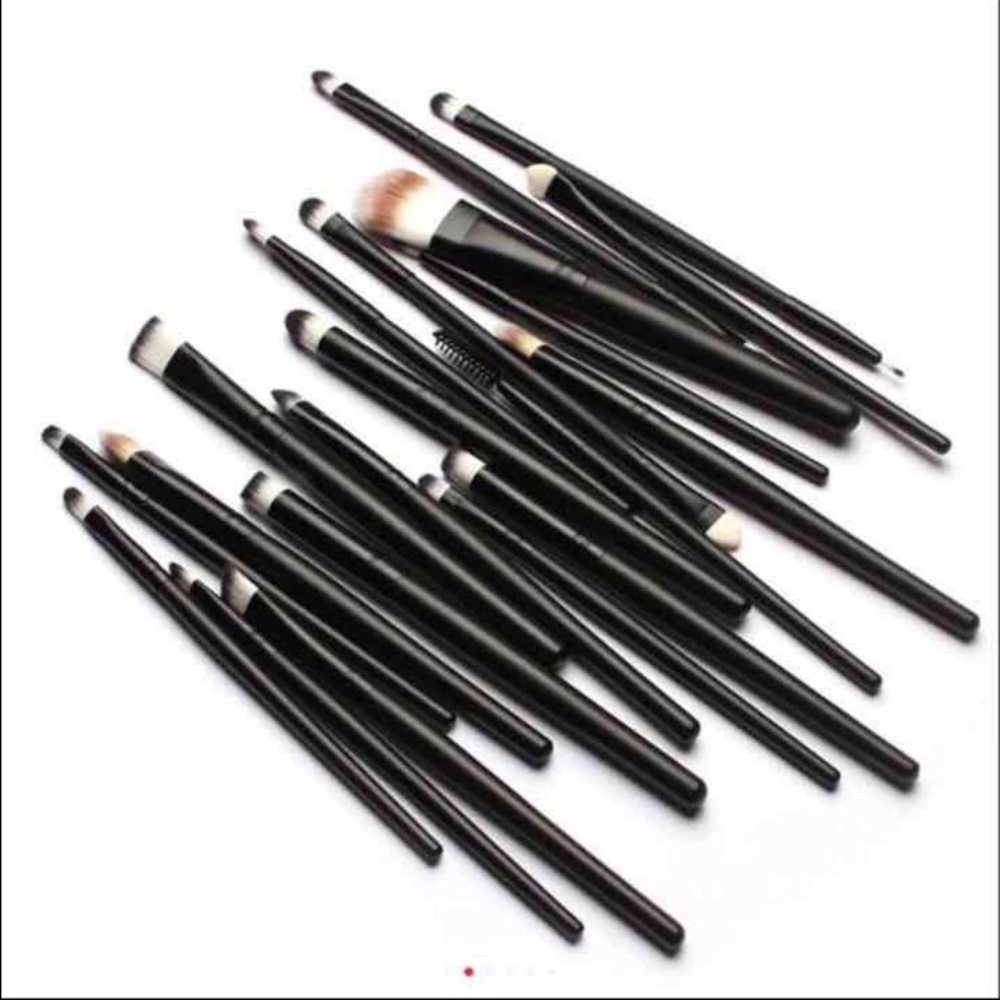 New Bundle Beauty Makeup Set - Picture 3 of 4