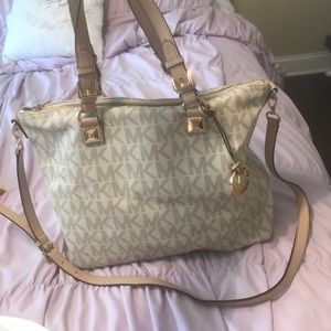 Michael Kors White Jet Set Logo Multifunction Tote