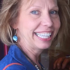 Meet your Posher, Paula