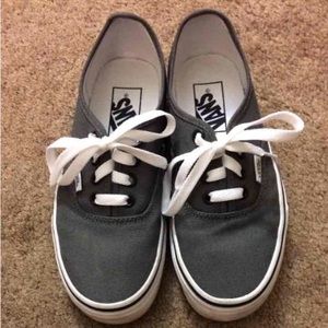 Vans Authentics sz 5.5