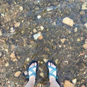 Meet your Posher, Avery