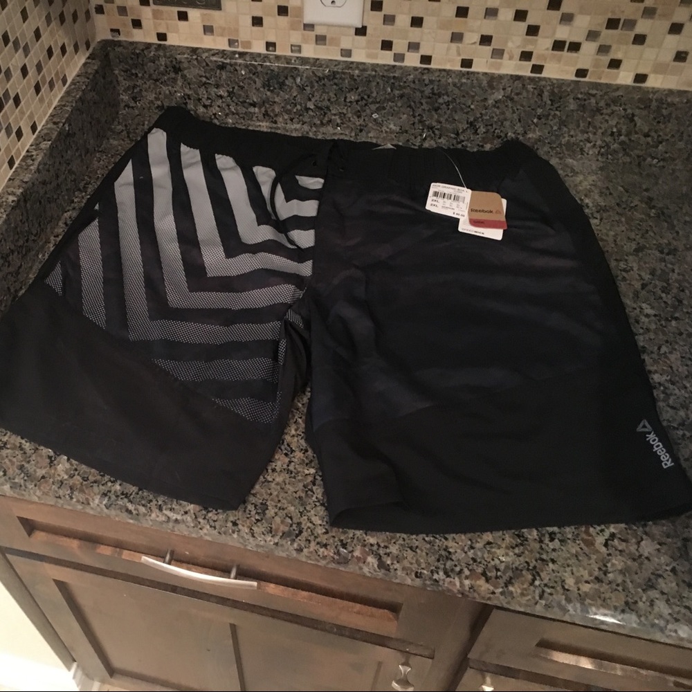 Reebok crossfit training graphic board shorts