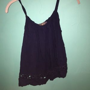 Zara blue crop top dank with design at the bottom