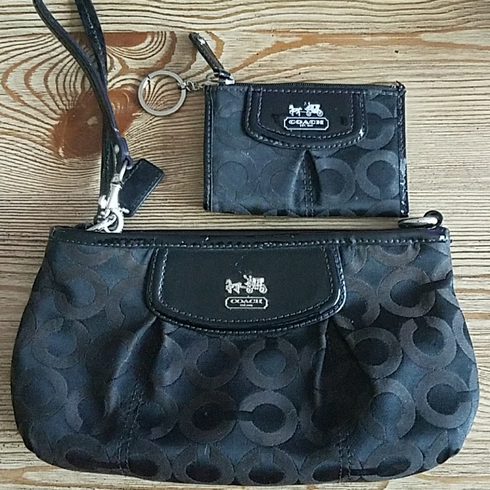 Coach wristlet matching card keeper authentic