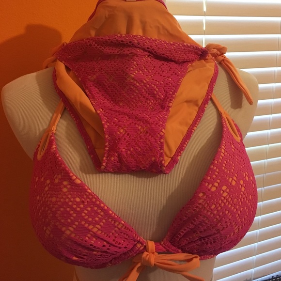 Bathing suit! - Picture 2 of 4