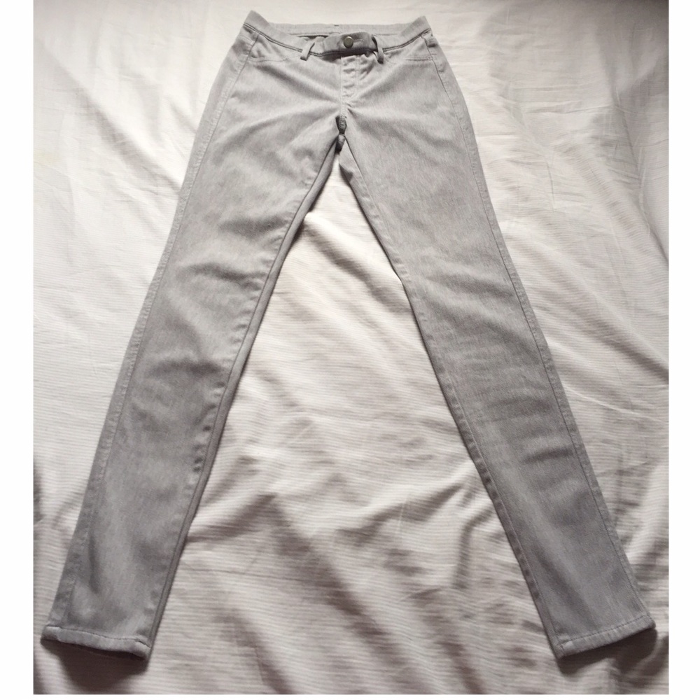 UNIQLO GREY JEGGINGS - Picture 5 of 7